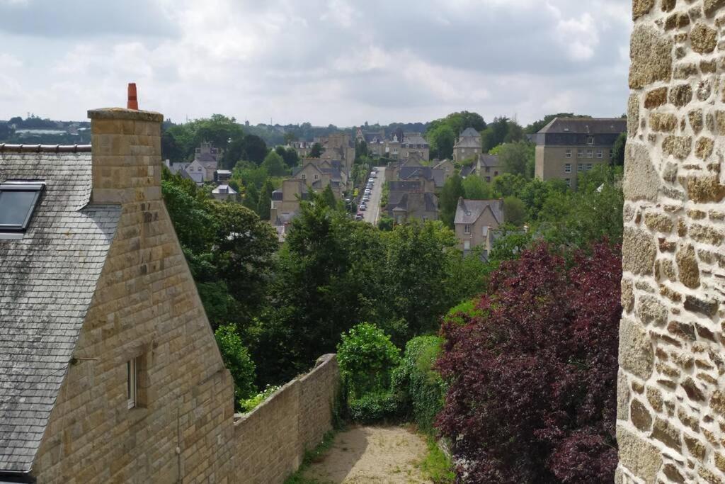 Dinan Chateau - Parking Inclus Esterno foto